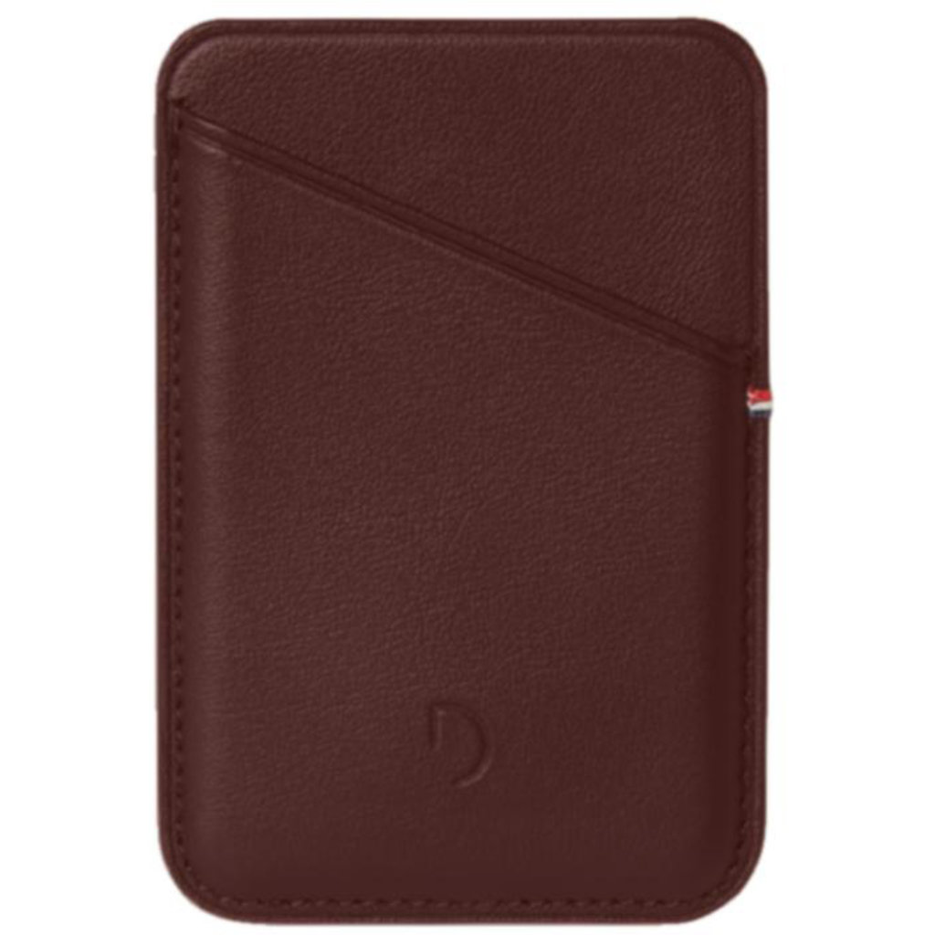 Decoded MagSafe compatible Card Sleeve Cinnamon Brown